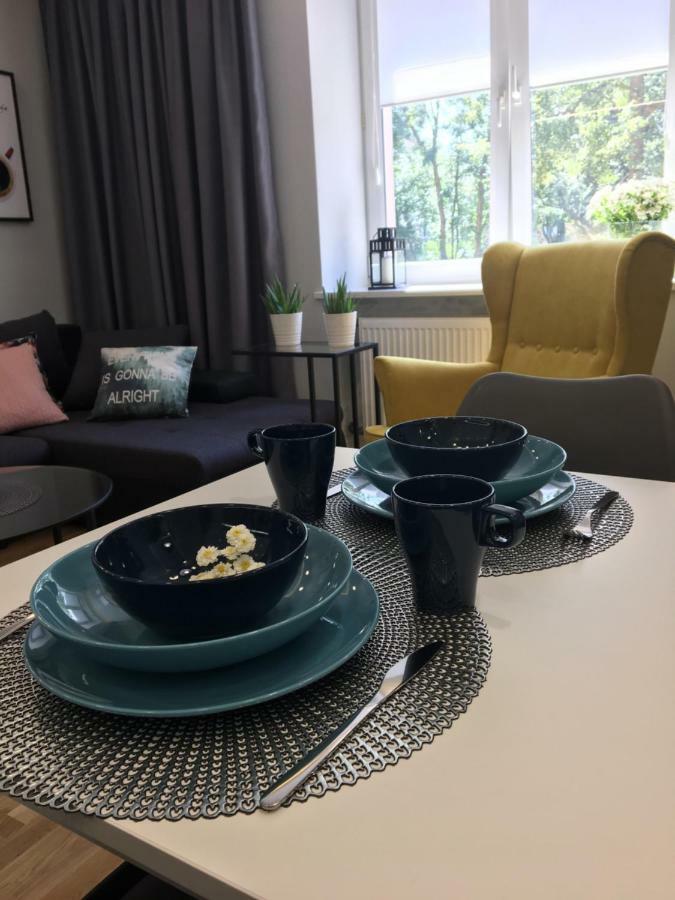 Family & Business Elegant Apartments Ul Astronautow Centrum Downtown - 3 Bedroom, Parking كيلتشي المظهر الخارجي الصورة